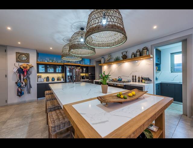 4 BEDROOM HOUSE FOR SALE IN PINNACLE POINT GOLF ESTATE